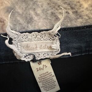 Altered State Wide leg Jeans. Very stretchy and comfortable! Size 26/3